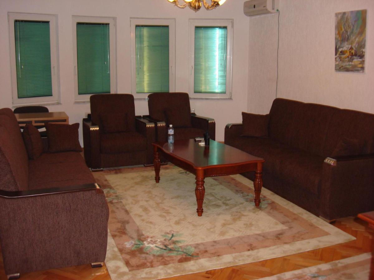 Jani Apartment Приштина Экстерьер фото